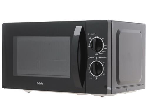Микроволновая печь BBK 20MWG-739M/B черный