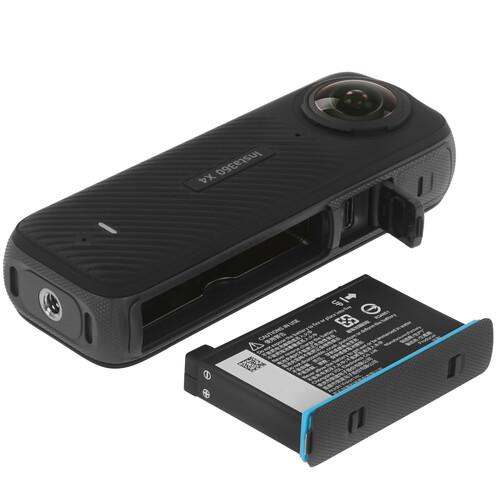 Экшн-камера Insta360 X4 черный