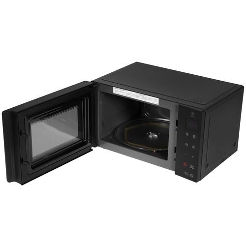 Микроволновая печь LG NeoChef MW23W35GIB черный Микроволновая печь LG NeoChef MW23W35GIB черный — Внешний вид с другого ракурса