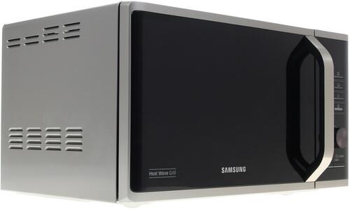 Микроволновая печь Samsung MG23K3575AS серебристый Микроволновая печь Samsung MG23K3575AS серебристый — Дополнительный ракурс