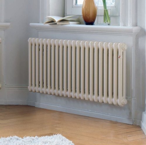 Стальной трубчатый радиатор Zehnder 3057 V001 Charleston 22 секции