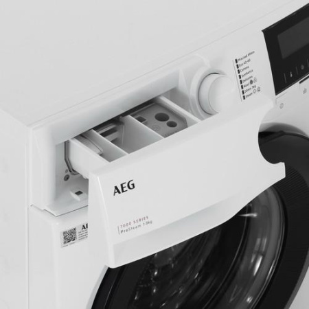 Стиральная машина AEG LFR71844SBE белый