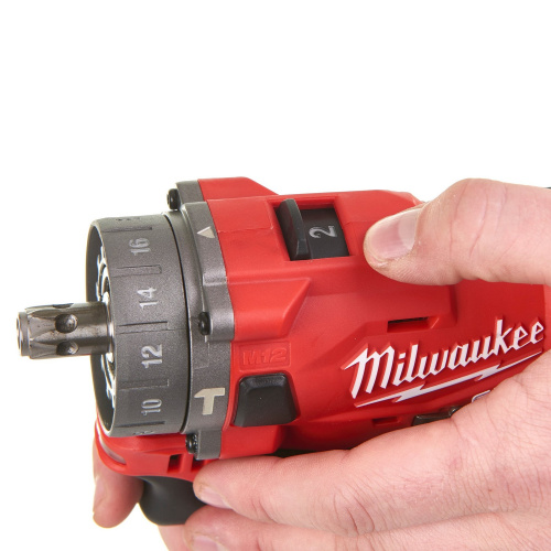 Дрель-шуруповерт Milwaukee M12 Fuel FPDX-202X (4933464136) 2АКБ+ЗУ уд