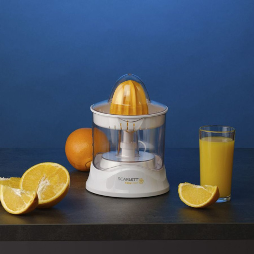 Соковыжималка Scarlett SC-JE50C02 белый