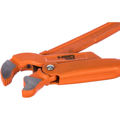 Ключ трубный NEO Tools 02-120