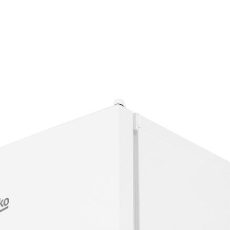 Холодильник с морозильником Beko RCNK335E20VW белый