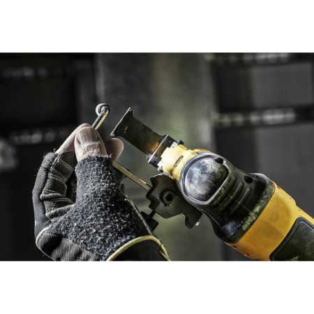 Многофункциональный инструмент DeWALT DWE315KT