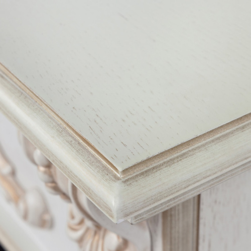 Электрокамин RealFlame Anita Corner WT дуб белый с золотой патиной с очагом Majestic Lux Black