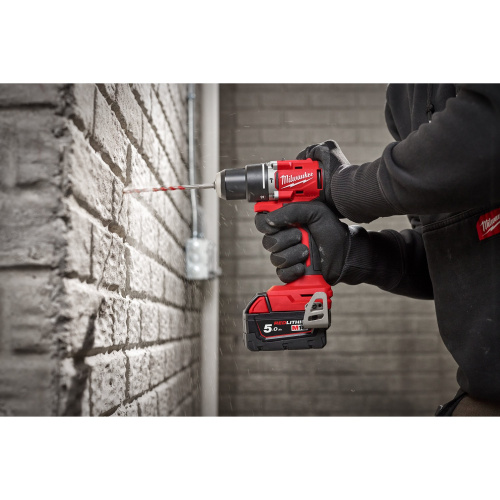 Дрель-шуруповерт Milwaukee M18 BLPDRC-502C (4933492826) 2АКБ+ЗУ уд